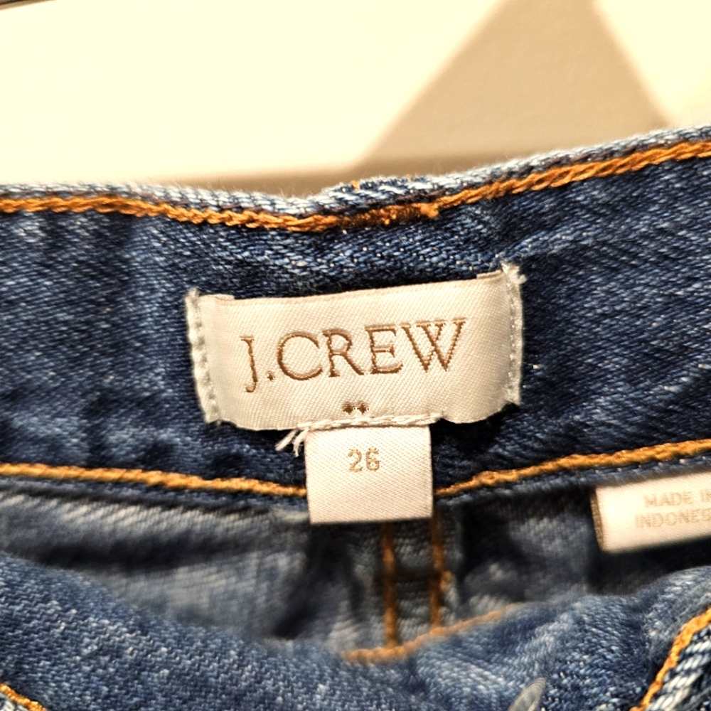 J. Crew Jean Shorts Size 26 Cuffed Hem - Picture 2 of 4